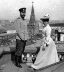 Александра_3_с Николаем II вовремя прогулки по крыше