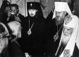 АЛЕКСИЙ I (справа) и его преемники - митрополит Пимен и архиепископ Алексий. Начало 60-х гг.