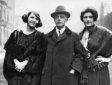 С пианистками сестрами Дьярани.Лондон. 1923