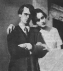 Нина Берберова с мужем Владиславом Ходасевичем в Сорренто, 1925