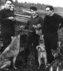 На Енисее (справа - Н.И. Синицын, А.Ф. Голубенцев, 1974 год)