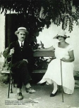 ГРИН Александр Степанович со своей второй женой Ниной, 1926 г.
