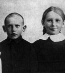 Фадеев_2_Аня, Саша Фадеевы и их двоюродная сестра Вероника Сибирцева (справа налево), 1912