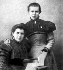 Олена Пчилка  и Леся Украинка. 1897 г.
