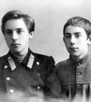 Хлебников_3_Хлебников (слева) с братом Александром и двоюродным братом Колей Рябчевским