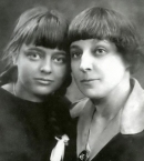 Марина Цветаева и Ариадна Эфрон.Прага, 1924 г.