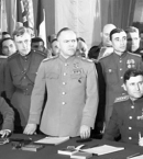 Жуков_4_момент подписания Акта о безоговорочной капитуляции всех вооружённых сил Германии. 8 мая 1945