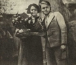 Кошевой Олег с тетей Мариной. 1941 год.