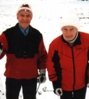 Колчина Алевтина Павловна и Колчин Павел Константинович на лыжне. Фотография 2002 года