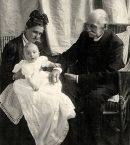 Михалков_11_с дедушкой и бабушкой, 1913