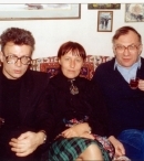 Эдуард Лимонов вместе с поэтом Станиславом Куняевым, посередине Аида Сычева, примерно конец 80–х