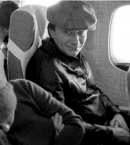 Миронов_6_с Александром Ширвиндтом в самолете, 1970