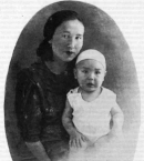 С мамой. Фрунзе, июнь 1941 г.