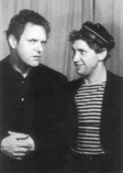 Марков Л. В. (слева) в роли Предукома в спектакле Шторм