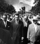 Никсон_4_с Н. Хрущевым в парке «Сокольники», 24 июля 1959