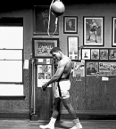 Мохаммед_7_в спортзале, США, 1960-е