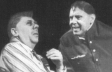 Лепко В. А (справа) в роли Вечеринкина в спектакле Памятник себе С. В. Михалкова