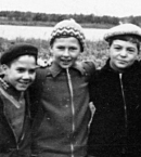 Науменко_3_Майк - второй слева, второй справа - Юра Горелик, крайний слева - Саша Самородницкий, самый близкий друг