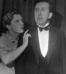 Сюзанна (Аматова) и Фигаро (Абрамов) в сцене из первого акта спектакля 