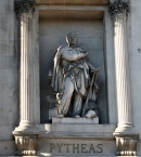 статуя Пифея