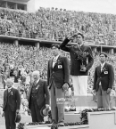 Нисида Сюхэй_2 и Оэ Суэо и на Олимпиаде в Берлине, 1936 г.